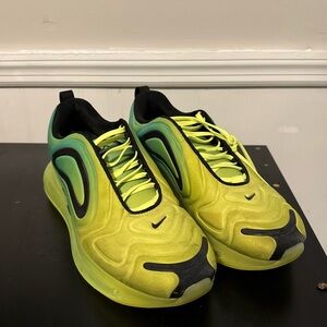 Nike Air Max 720 Yellow and Black Sneakers